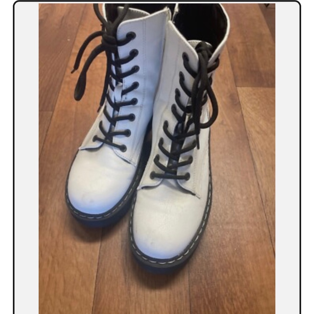 Womens Union Bay White Combat Boots Up Sz 8